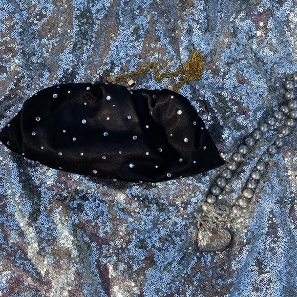🖤✨Black rhinestone clutch purse✨🖤 - Picture 2 of 10